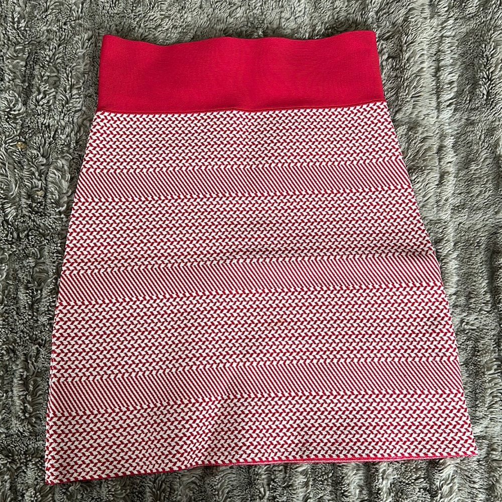 BCBG Maxazria Size Small Bandage Skirt